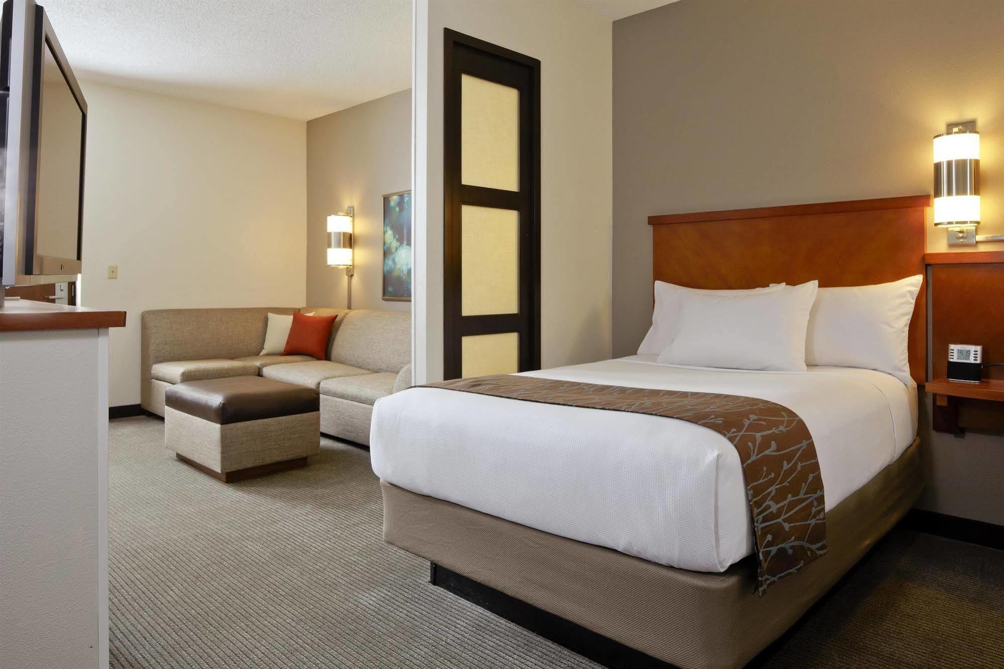 Hyatt Place Chicago - Lombard/Oak Brook Exterior photo